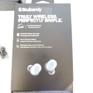Skullcandy Sesh  Wireless Earbuds in Black